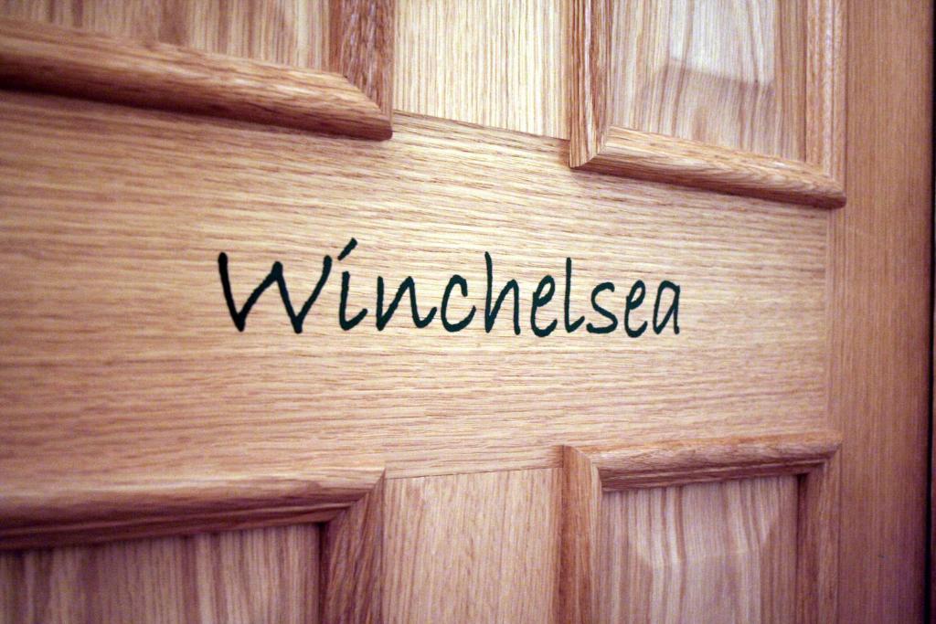 Willow Tree House Рай Стая снимка